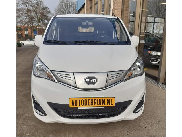 BYD ETP3 WLTP 230Km L&R Schuifdeur 45 kWh Leer Airco Achteruitrijcamera