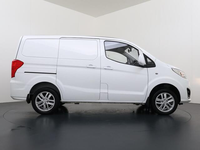 BYD ETP3 Standard 45 kWh VAN: ¤14.900,- EXCL. VOOR: ¤11.877,- EXCL. UW EINDEJAARSVOORDEEL: ¤3.023| CAMERA | STOELVERWARMING | KEYLESS | RIJKLAARPRIJS INCL. RESTERENDE FABRIEKSGARANTIE | BTW VERREKENBAAR |