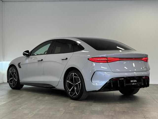 BYD Seal Excellence AWD 83 kWh l Licht Interieur l PANORAMADAK l HEAD UP DISPLAY l ADAPTIEVE VERING l 3.8S
