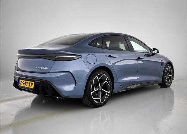 BYD Seal Design RWD 83 kWh | 19" LMV | 313 PK | Panorama dak | Stoel verwarming/ventilatie |