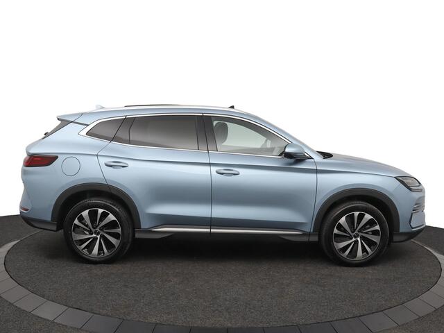 BYD Seal U 1.5 T DM-i AWD Design | Panoramadak | 360 graden camera | 1300 kg trekgewicht | | Elektrische kofferklep