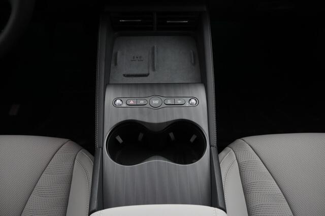 BYD Seal 6 DM-i Sedan Comfort Lite | Apple Carplay | Navigatie | 360 graden camera | Panoramadak |