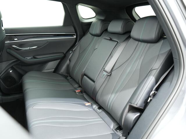 BYD Seal U 1.5 T DM-I 323PK AWD DESIGN | 1300 kg trekgewicht | Panoramadak | nieuw!