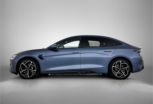 BYD Seal Excellence AWD 83 kWh | 19" LMV | 530 PK | Panorama dak | Stoel verwarming/ventilatie |