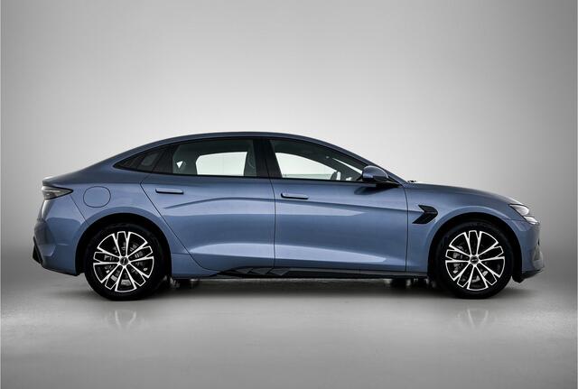 BYD Seal Comfort RWD 61.4 kWh | 2025 model | Achterwiel aangedreven | 460 KM WLTP | Zwart Leder |