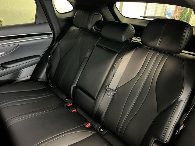 BYD Seal U DM-i AWD Design AWD 87 kWh VOORRAAD l PANORAMADAK l STOELVERWARMING l 360 CAMERA