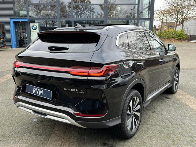 BYD Seal U 1.5 DM-i FWD Boost VAN: ¤40.900,- VOOR: ¤35.440,- UW EINDEJAARSVOORDEEL: ¤5.460,-|NIEUWE AUTO 1E REG. 29-08-2025 | 6JR. BYD VOLLEDIGE FABR. GARANTIE | RIJKLAARPRIJS| BOMVOL OPTIES!|