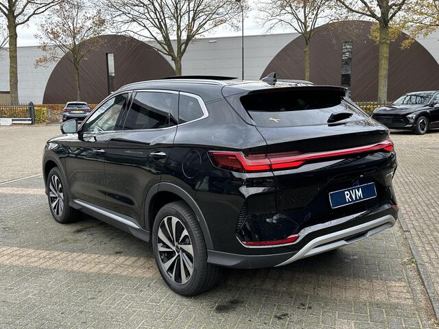 BYD Seal U 1.5 DM-i FWD Boost VAN: ¤40.900,- VOOR: ¤35.440,- UW EINDEJAARSVOORDEEL: ¤5.460,-|NIEUWE AUTO 1E REG. 29-08-2025 | 6JR. BYD VOLLEDIGE FABR. GARANTIE | RIJKLAARPRIJS| BOMVOL OPTIES!|