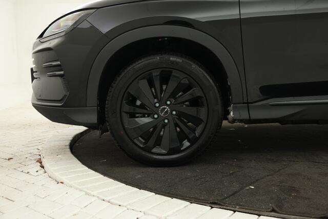 BYD Seal U 1.5 DM-i FWD Boost Plug in hybrid, all black!!! demo