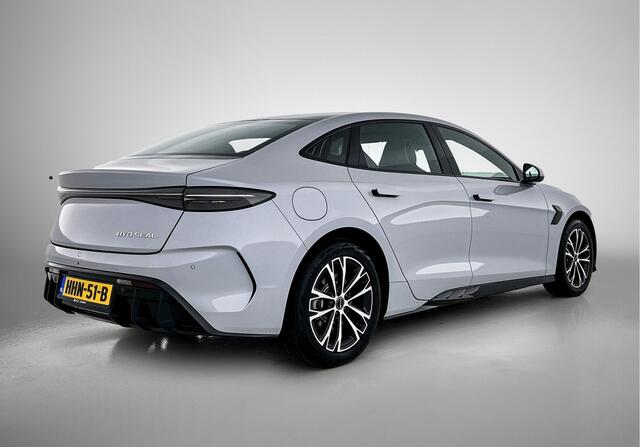 BYD Seal Comfort RWD 61.4 kWh | NFC-Key | 460 KM WLTP | 2025 model | 18" LMV |