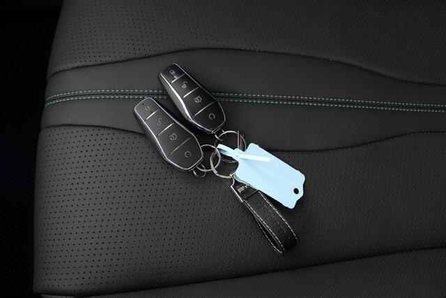 BYD Seal U 1.5 T DM-i AWD Design | Trekhaak | Panoramadak | 360 graden camera | 1300 kg trekgewicht