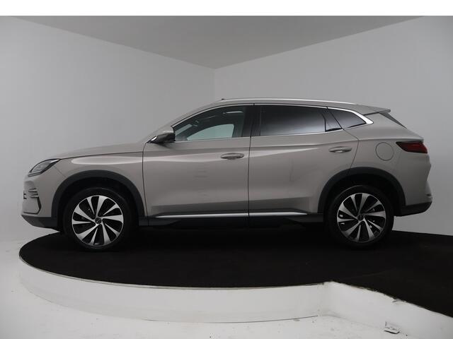 BYD Seal U 1.5 DM-i FWD Boost | Inclusief ¤ 3000,- ACTIE | 100% Nieuw & Origineel Nederlands | 80 KM Elektrisch bereik