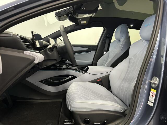 BYD Seal Excellence AWD 82.5 kWh Tahitian Blue interieur | TE BESTELLEN BIJ BYD UTRECHT!