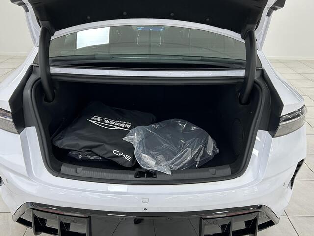 BYD Seal Business RWD 61.4 kWh 36690 FISCAAL | UIT VOORRAAD LEVERBAAR!