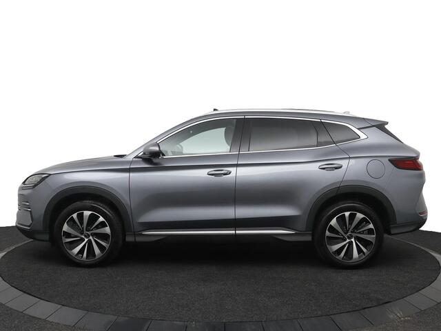 BYD Seal U 1.5 DM-i FWD Boost Black & Brown | Schuifdak | Elektr. stoelen | Camera | Lederen bekleding | Navi | Head Up | ACC |