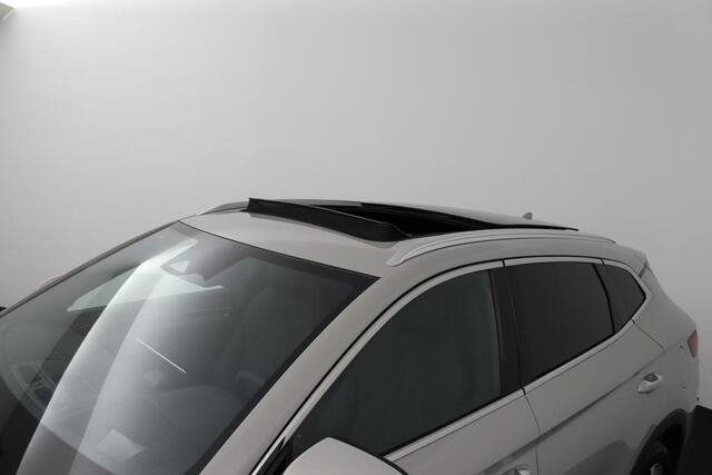 BYD Seal U 1.5 DM-i FWD Boost | Schuifdak | Elektr. stoelen | Camera | Lederen bekleding | Navi | Head Up | ACC |