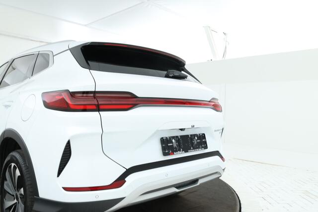 BYD Seal U 1.5 T DM-i AWD Design 4 wheel drive! trekgewicht 1500kg!