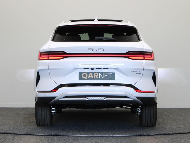 BYD Seal U 1.5 DM-i FWD Boost | Panorama Dak | Stoel & Stuurverwarming | Stoelverkoeling | Infinity Audio | 360 Graden Camera | Elektrische Achterklep |