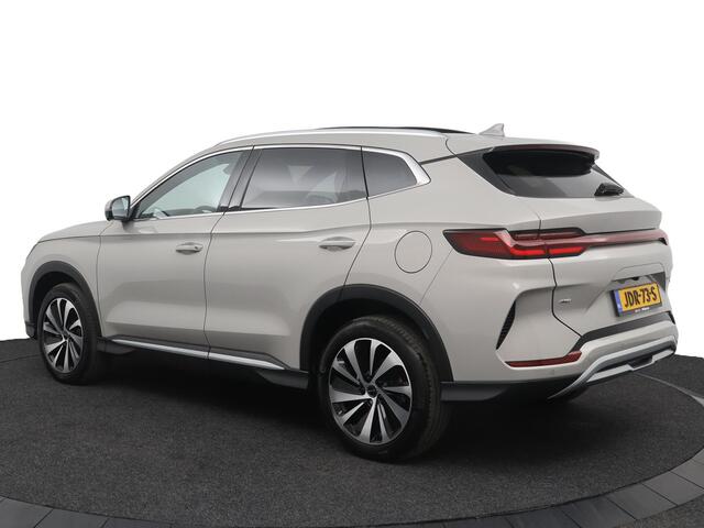 BYD Seal U 1.5 T DM-i AWD Design 1300kg trekgewicht | Panoramadak | 360 graden camera | Stuurverwarming/Stoelverwarming | Navigatie