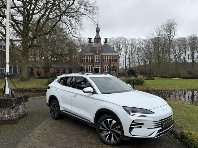 BYD Seal U 1.5 T DM-i AWD Design | 323 PK | Full Options | Head up display |