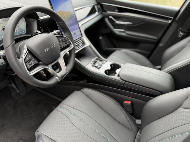 BYD Seal U 1.5 T DM-i AWD Design | 323 PK | Full Options | Head up display |