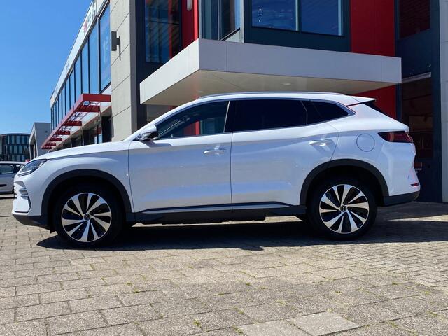 BYD Seal U 1.5 DM-i FWD Boost Pano Navi Leder-Int Stoel-Verwarming 360 camera Zeer mooie complete auto