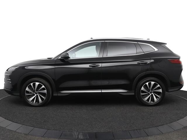 BYD Seal U 1.5 T DM-i AWD Design | Trekhaak | All Season banden | 360 graden camera | 1300kg trekgewicht