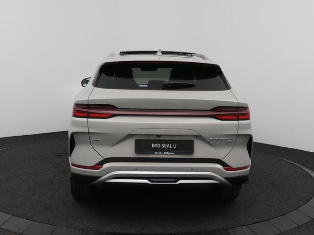 BYD Seal U 1.5 T DM-i AWD Design | VERWACHT | 1300 KG Trekgewicht | BYD DEALER | Panorama dak | Apple Carplay | Navigatie | 360 graden camera
