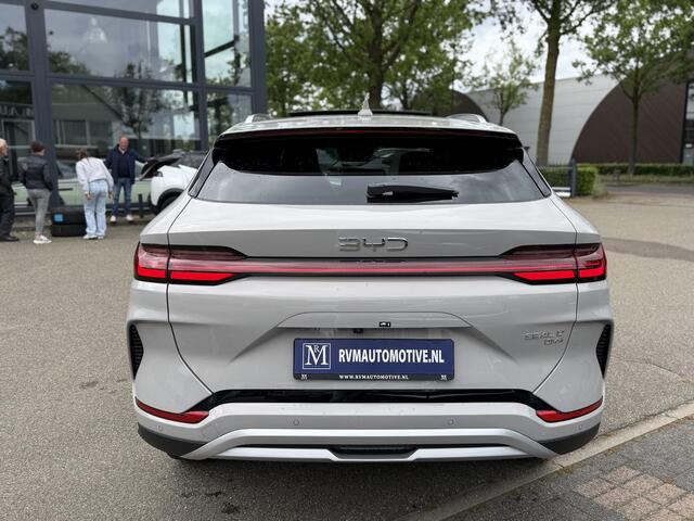 BYD Seal U 1.5 DM-i FWD Boost NIEUWE AUTO UIT VOORRAAD LEVERBAAR | 6 JAAR GARANTIE T/M 02-2032 | ALL-IN PRIJS | BTW VERREKENBAAR | FULL OPTION | PANODAK | ELEKTRISCHE STOELEN | ELEKTRISCHE ACHTERKLEP | BOUNDLESS CLOUD