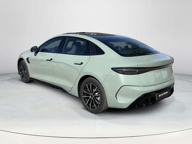 BYD Seal Business RWD 61.4 kWh | Shadow Green | WLTP 460 KM Actieradius | Direct Leverbaar |