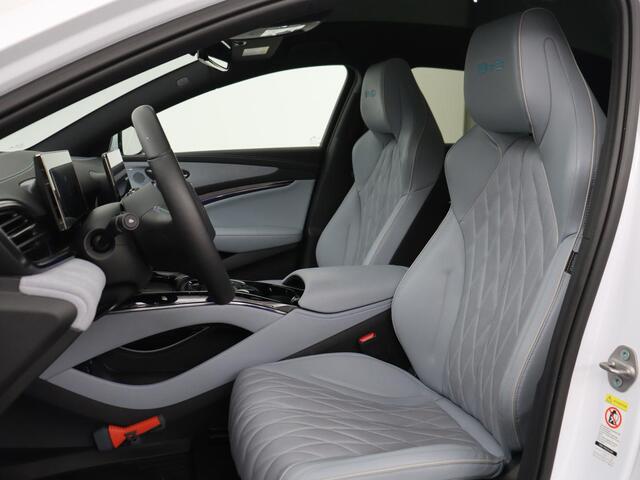 BYD Seal Design RWD 82.5 kWh | SOH 95,6% | Panoramadak | Stoelventilatie | 360 Camera | Leder | Dynaudio | Adaptive cruise | Sfeerverlichting | Elektrische stoelen | Carplay | Full LED | Origineel NL