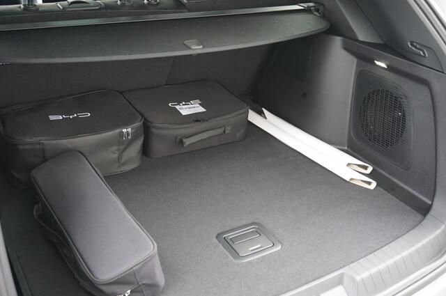 BYD Seal U 1.5 Turbo DM-i AWD Design 323 pk | 1.300 TREKGEWICHT | 360°CAM