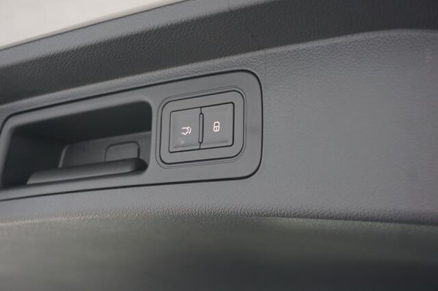 BYD Seal U 1.5 Turbo DM-i AWD Design 323 pk | 1.300 TREKGEWICHT | PANO!!