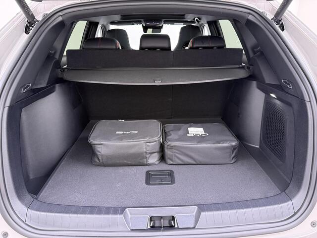 BYD Seal U 1.5 DM-i FWD Boost VAN: 39.900,- VOOR: 34.440,- UW WKVOORDEEL: 5.569,- NIEUWE AUTO!! | FABRIEKS GARANTIE TM 04-2032 | ALL IN PRIJS! |