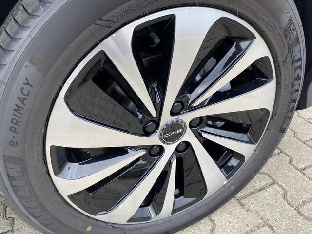 BYD Seal U 1.5 DM-i FWD Boost HUD , Schuifkanteldak & Stoel & Stuurverwarming