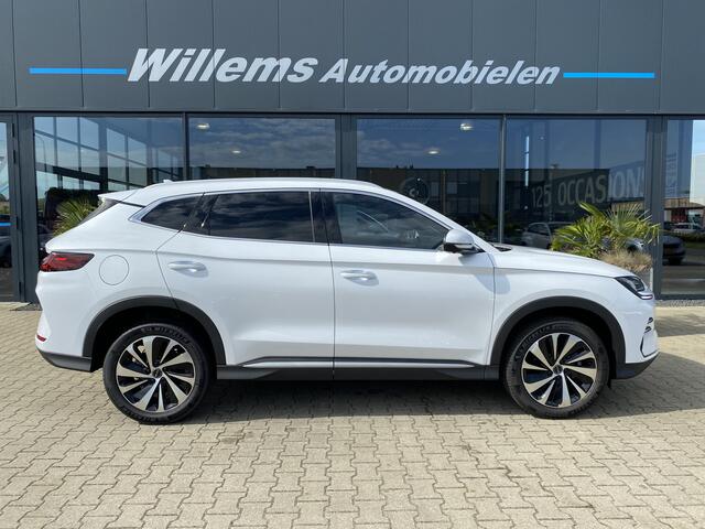 BYD Seal U 1.5 DM-i FWD Boost HUD , Schuifkanteldak & Stoel & Stuurverwarming Actieradius 1050km !