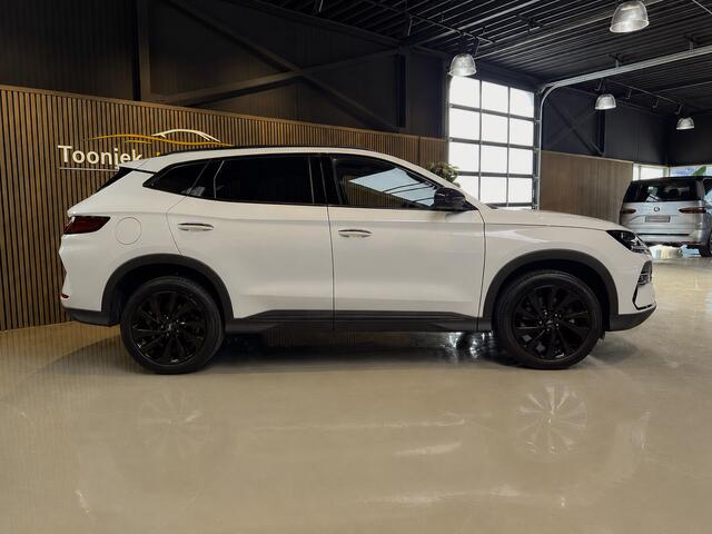 BYD Seal U NIEUW BINNEN BLACK EDITION 1.5 DM U Boost PANORAMADAK FULL OPTIONS UNIEK