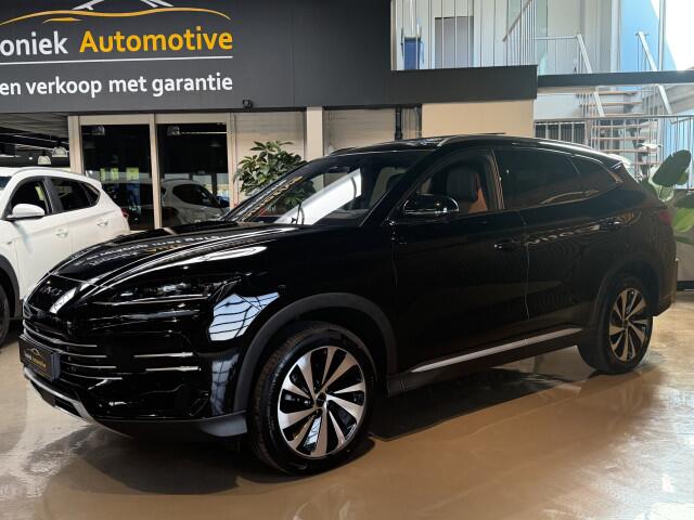 BYD Seal U 1.5 DM-i FWD Boost | Zwart Leder | panoramadak | 218pk | 6 jaar fabrieksgarantie en 8 jaar op het accu pakket
