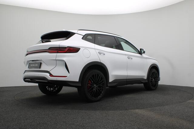 BYD Seal U 1.5 DM-i FWD Boost | Uniek ADG - Black & White Edition | 1080 km | Apple Carplay | 360 graden camera | op aanvraag | 20 inch velgen | rode remklauwen |