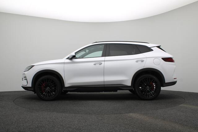 BYD Seal U 1.5 DM-i FWD Boost | Uniek ADG - Black & White Edition | 1080 km | Apple Carplay | 360 graden camera | op aanvraag | 20 inch velgen | rode remklauwen |