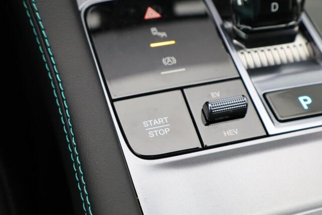 BYD Seal U 1.5 DM-i FWD Boost | Uniek ADG - Black & White Edition | 1080 km | Apple Carplay | 360 graden camera | op aanvraag | 20 inch velgen | rode remklauwen |