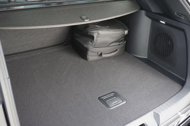 BYD Seal U 1.5 DM-i FWD Boost 218 PK | HU DISPLAY | 6JR GARANTIE | NIEUW!
