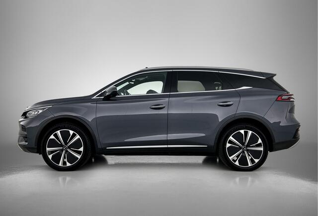 BYD Tang Flagship 108.8 kWh | Nieuw model | Bruin Leder | HUD | i-Cockpit |