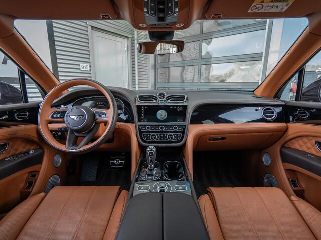 Bentley Bentayga 4.0 V8 | NAIM | Carbon | 24 inch Vossen