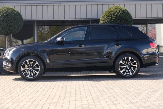 Bentley Bentayga 4.0 V8 Centenary Mulliner Panodak Carbon HUD Softclose Nachtzicht ACC 360Camera Keyless