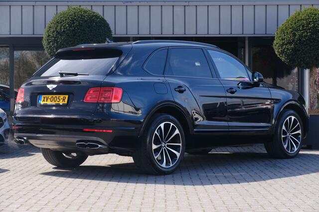 Bentley Bentayga 4.0 V8 Centenary Mulliner Panodak Carbon HUD Softclose Nachtzicht ACC 360Camera Keyless