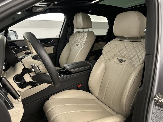 Bentley Bentayga 3.0 V6 Hybrid/first Ed/Blackline/22"/Pano/Full Options/19.000km