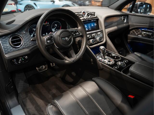 Bentley Bentayga V8 First Edition Naim S Velgen V8 First Edition Volleder