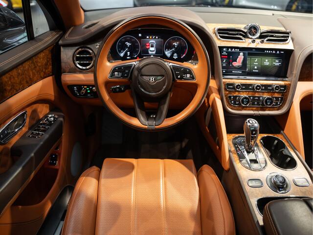 Bentley Bentayga V8 Mulliner 4-Seats Specification 4.0 V8 Massage Luxury Edition