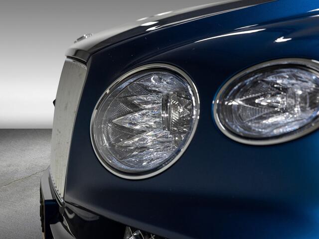 Bentley Bentayga EWB Azure V8 |Touring Spec|Comfort Spec|Naim